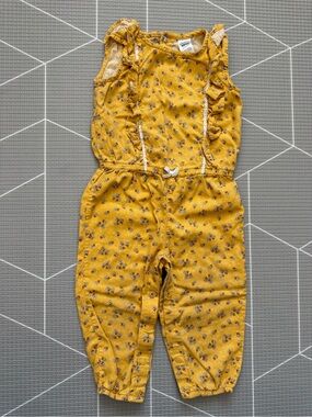 Carters|Baby girl/toddler mustard Yellow ditsy Floral Ruffle Jumpsuit•••Boho 17M